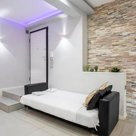 New - 2 Min Metro Batoni - Luxury Con Posto Auto Apartamento *