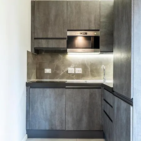 New - 2 Min Metro Batoni - Luxury Con Posto Auto Apartamento