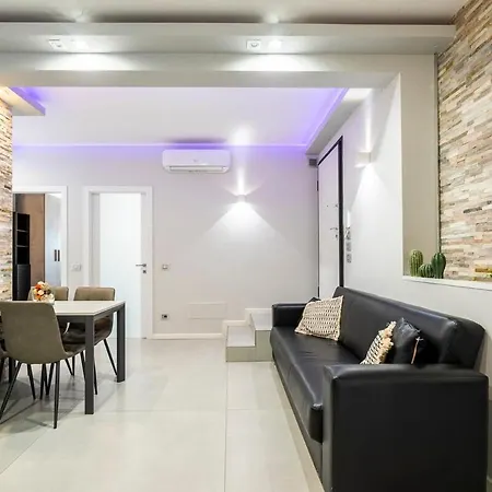 New - 2 Min Metro Batoni - Luxury Con Posto Auto Apartamento *