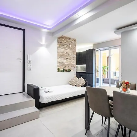 New - 2 Min Metro Batoni - Luxury Con Posto Auto Apartamento *
