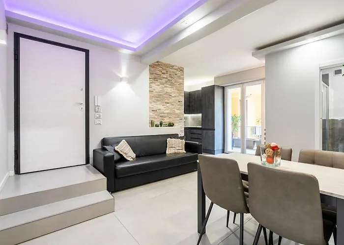New - 2 Min Metro Batoni - Luxury Con Posto Auto Apartment *