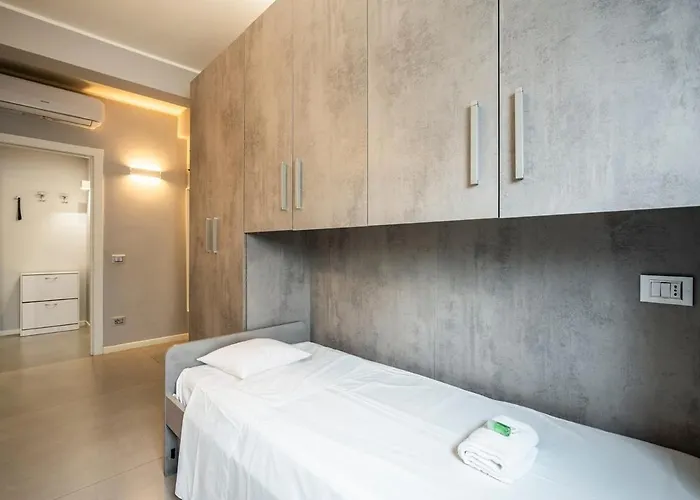 Apartment New - 2 Min Metro Batoni - Luxury Con Posto Auto *